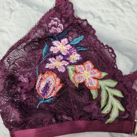 Topshop Embroidered Mesh Floral Racerback Bralette size 4 - Picture 4 of 12
